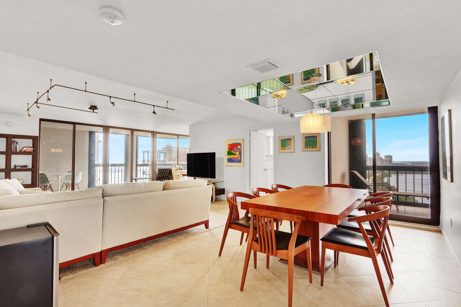 EASTPOINTE CONDO - Residential