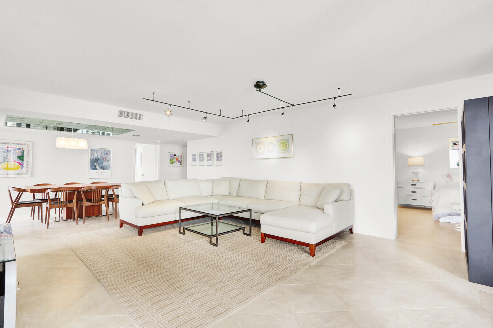 EASTPOINTE CONDO - Residential