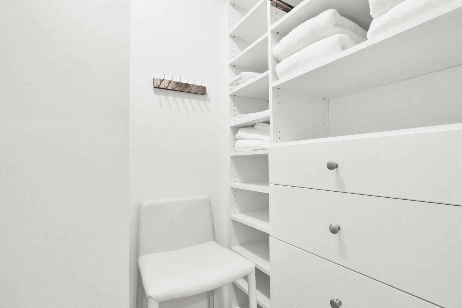 EASTPOINTE CONDO - Residential