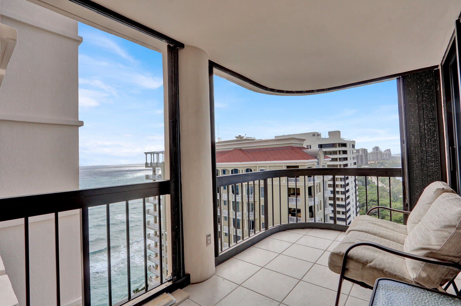 EASTPOINTE CONDO - Residential