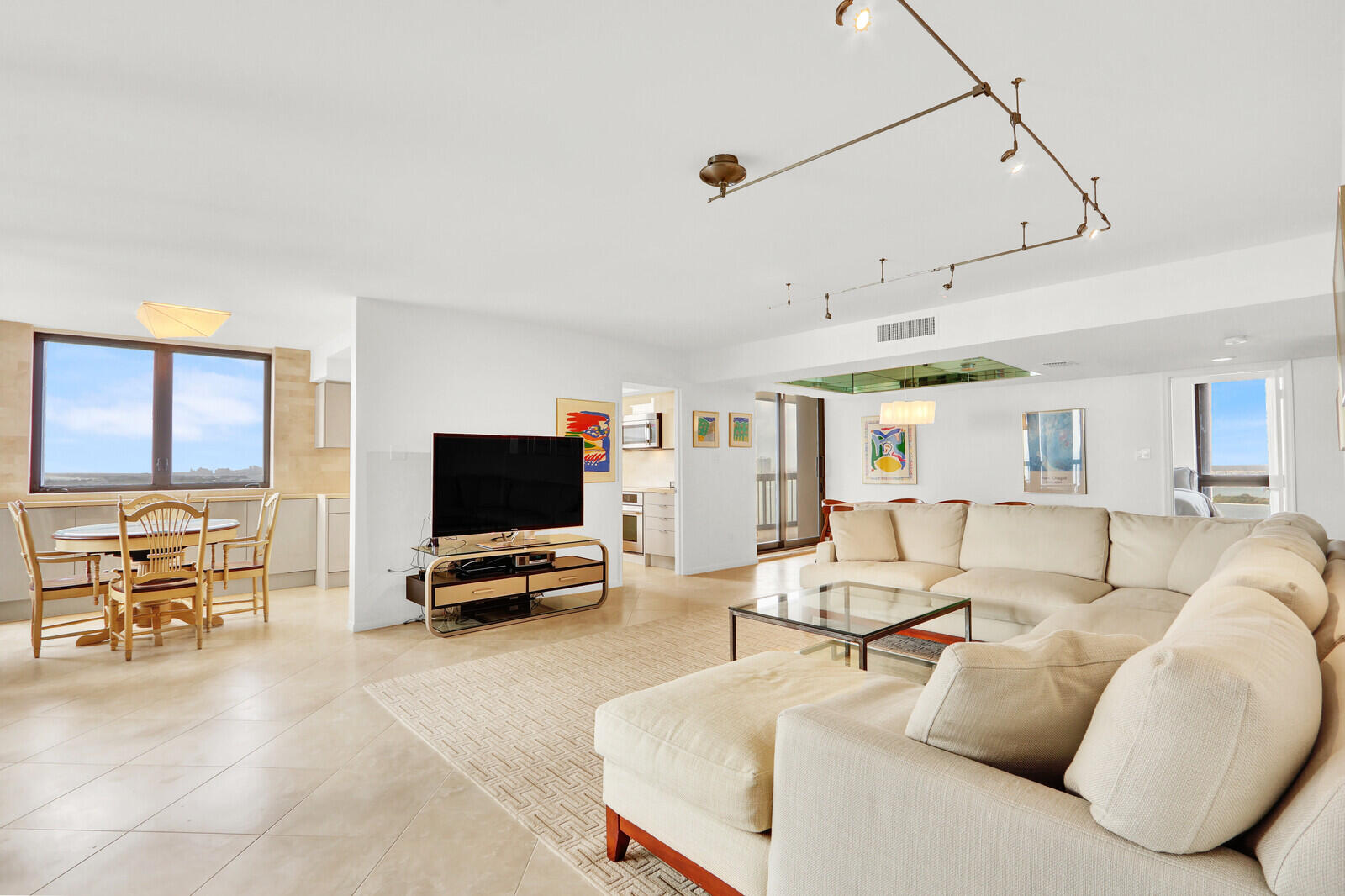 EASTPOINTE CONDO - Residential