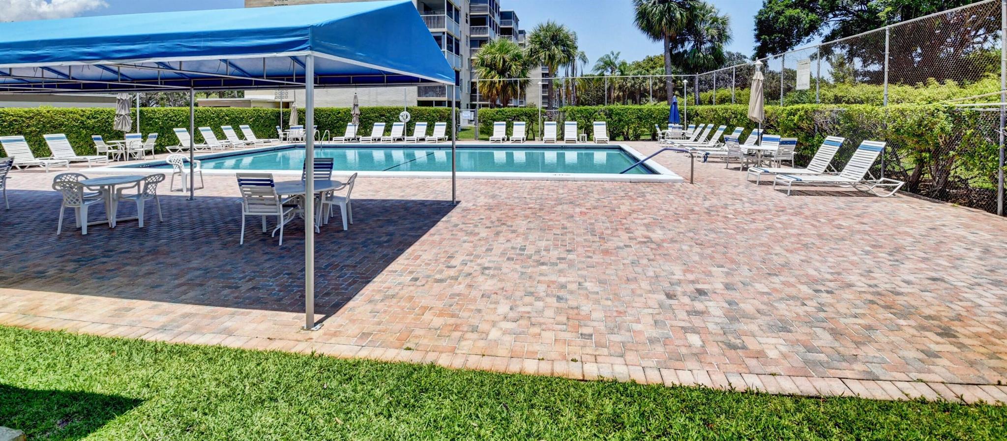 BOCA TEECA CONDO 3 - Residential