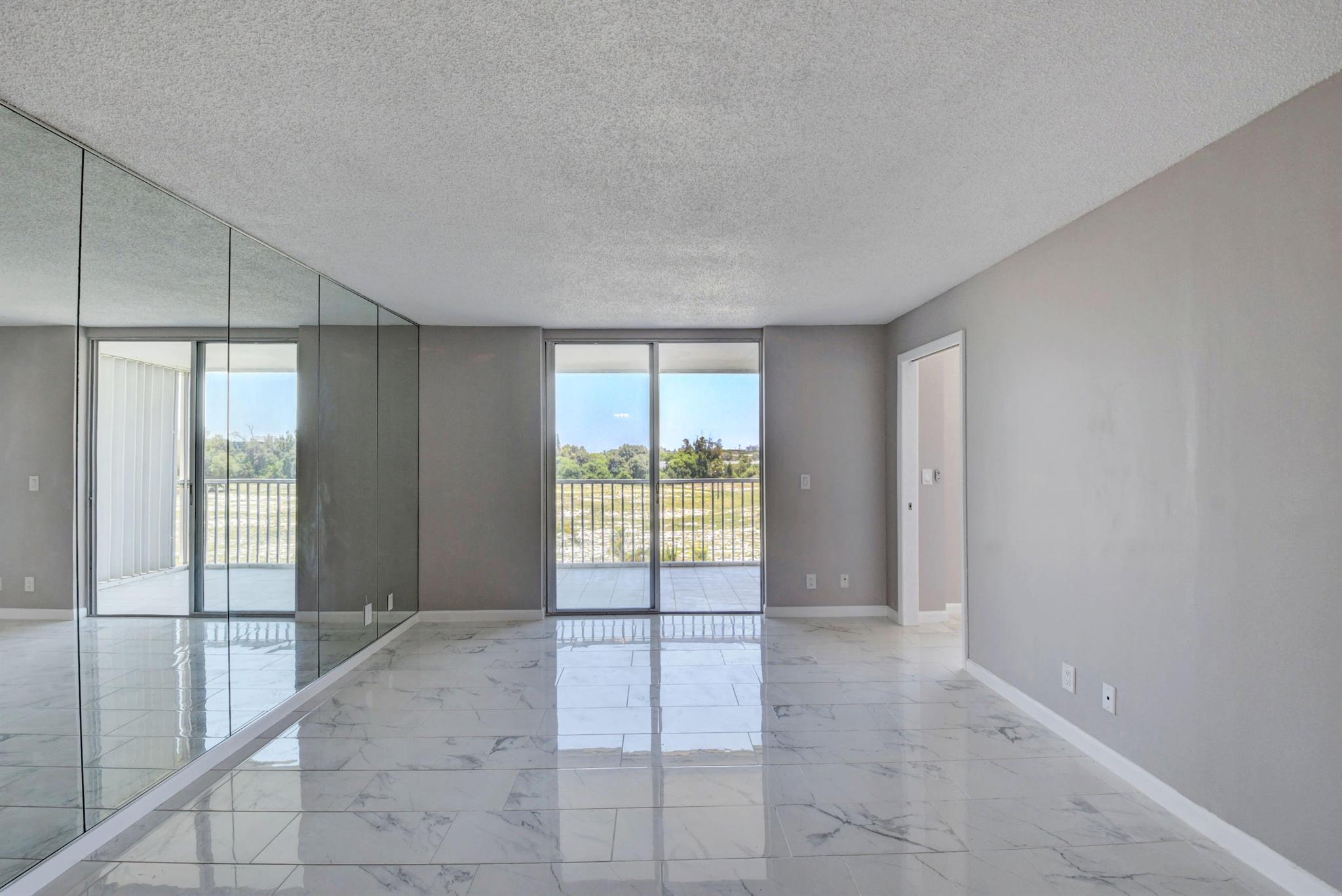 BOCA TEECA CONDO 3 - Residential