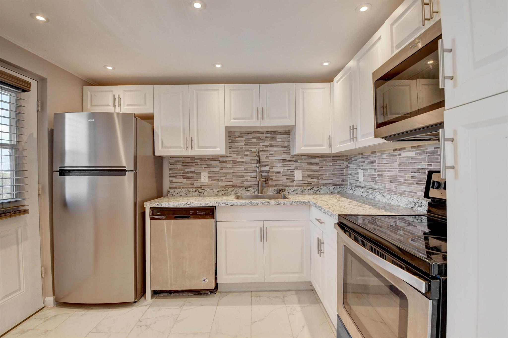 BOCA TEECA CONDO 3 - Residential