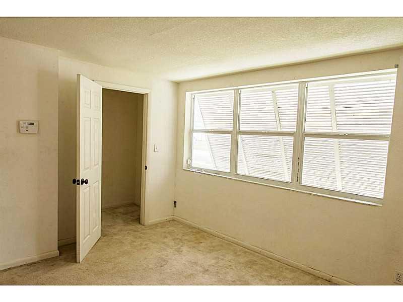 DRIFTWOOD ESTATES NO 23 5 - Residential