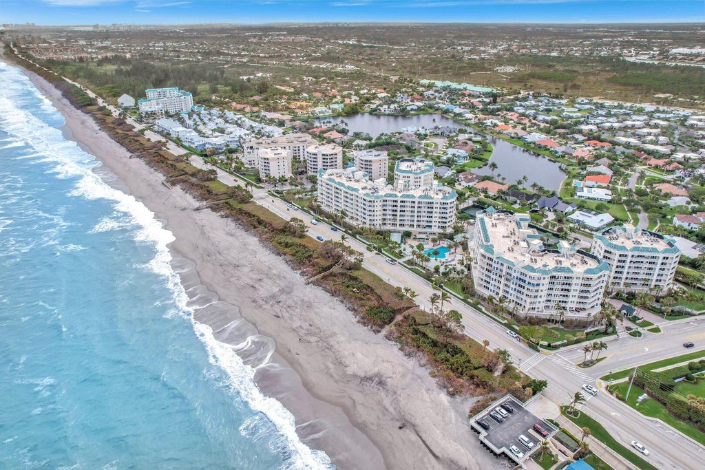 Photo of 221 Ocean Grande Boulevard #606, Jupiter, FL 33477 (MLS # R10963497)