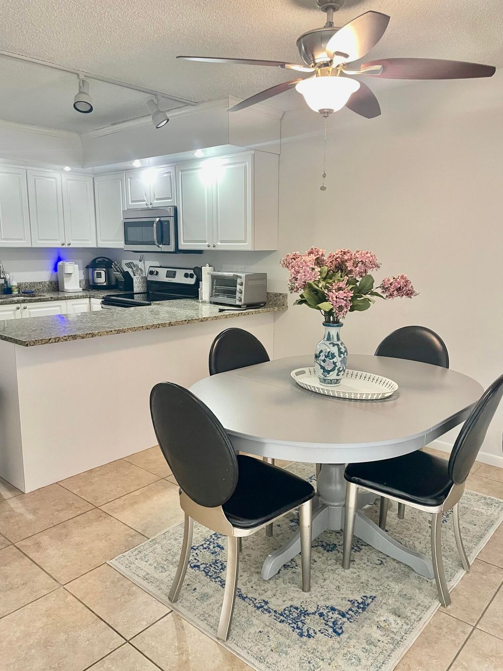 Photo of 1605 16th Terrace, Palm Beach Gardens, FL 33418 (MLS # R10968534)