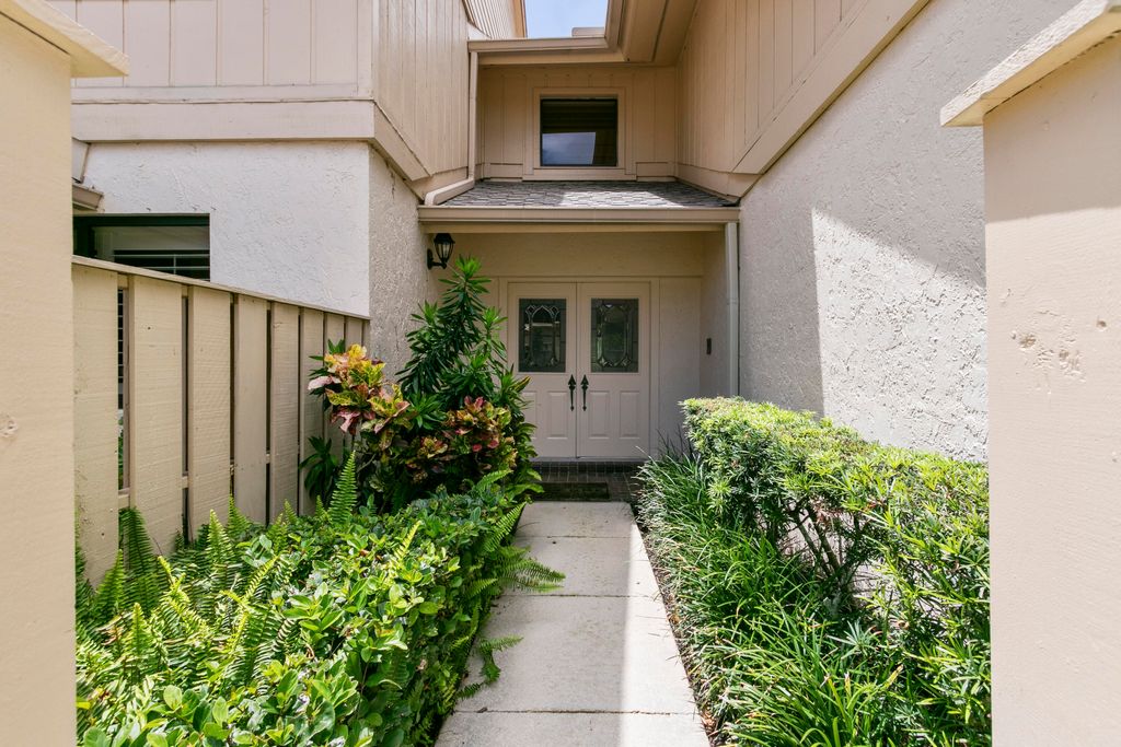 Photo of 17110 Waterbend Drive #219, Jupiter, FL 33477 (MLS # B26012378)