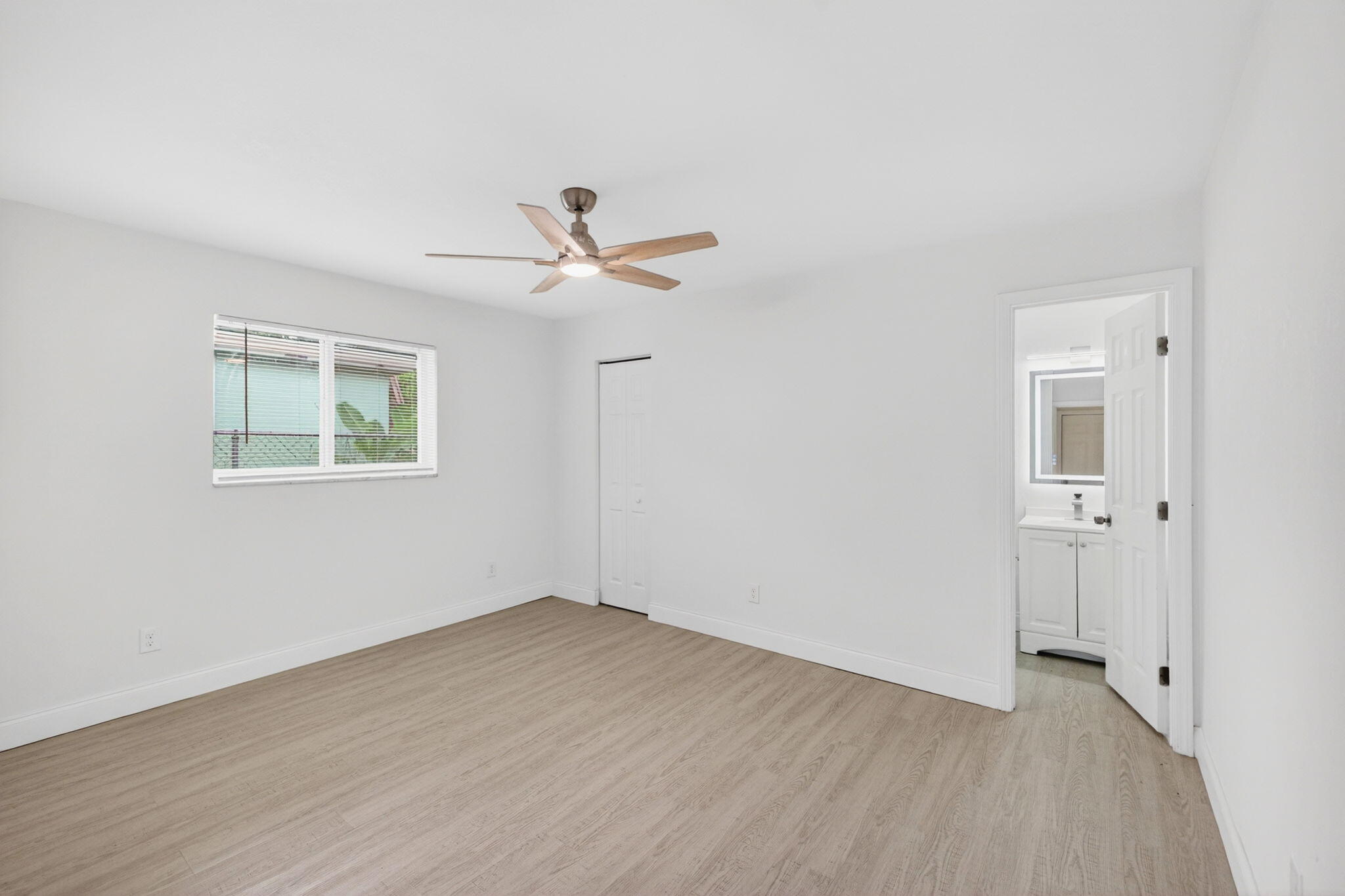 2241 SW 67th Lane