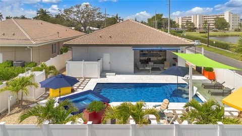 238 SE 2nd Ter Dania Beach FL 33004