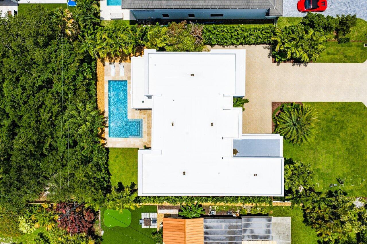 471 NW 9th Street