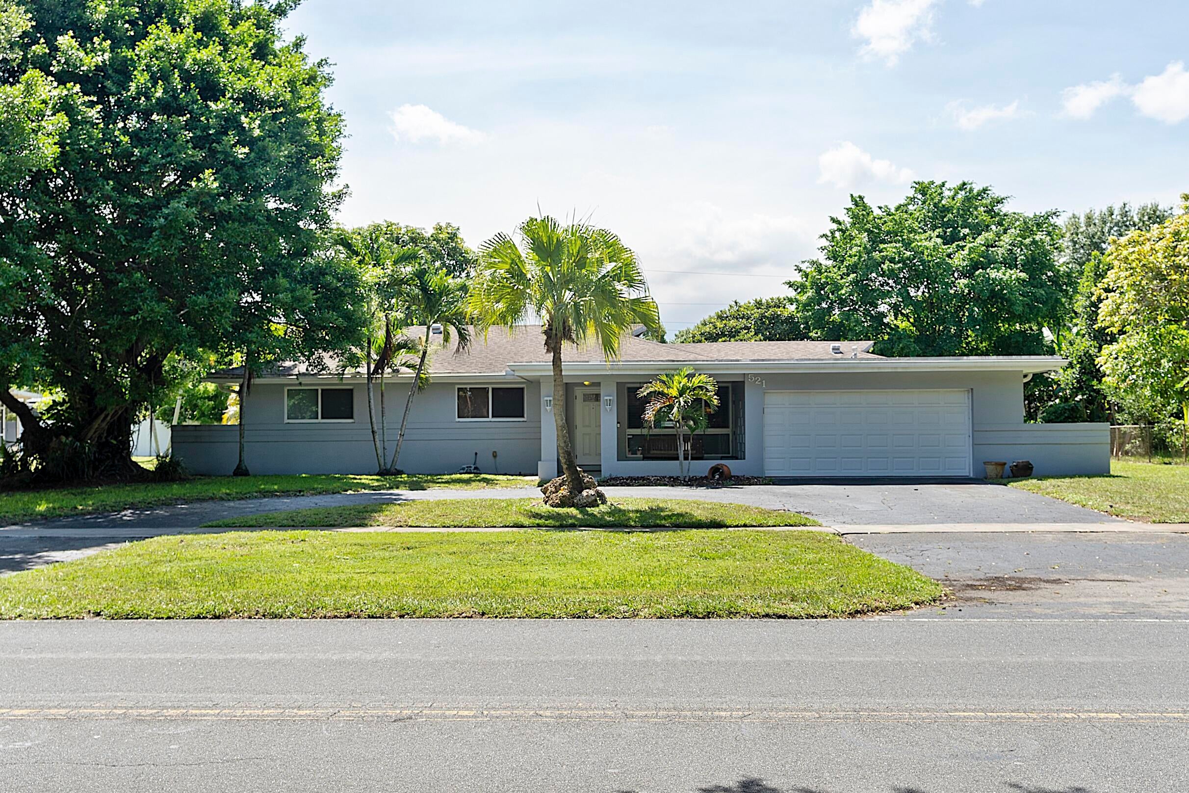 521 SW 59th Avenue, Plantation FL 33317