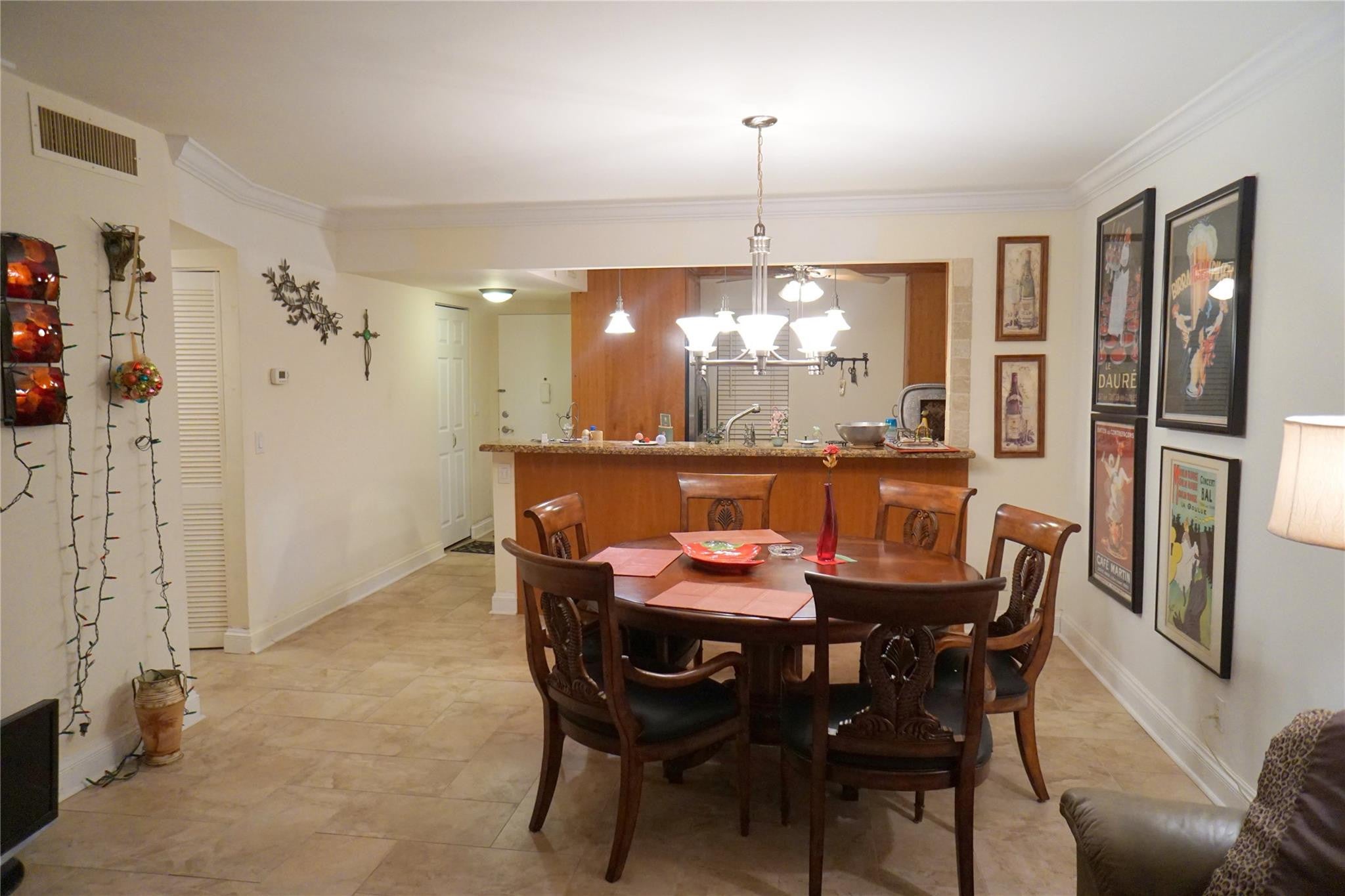 2851 Somerset Drive 103, Lauderdale Lakes FL 33311
