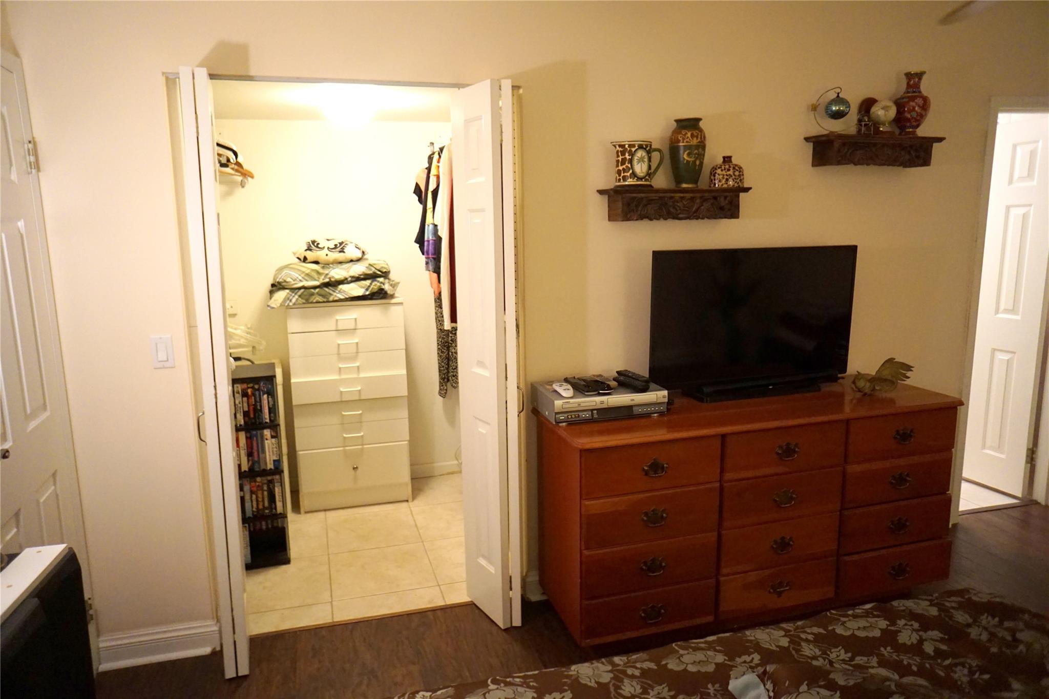 Somerset  BLD  E - Residential