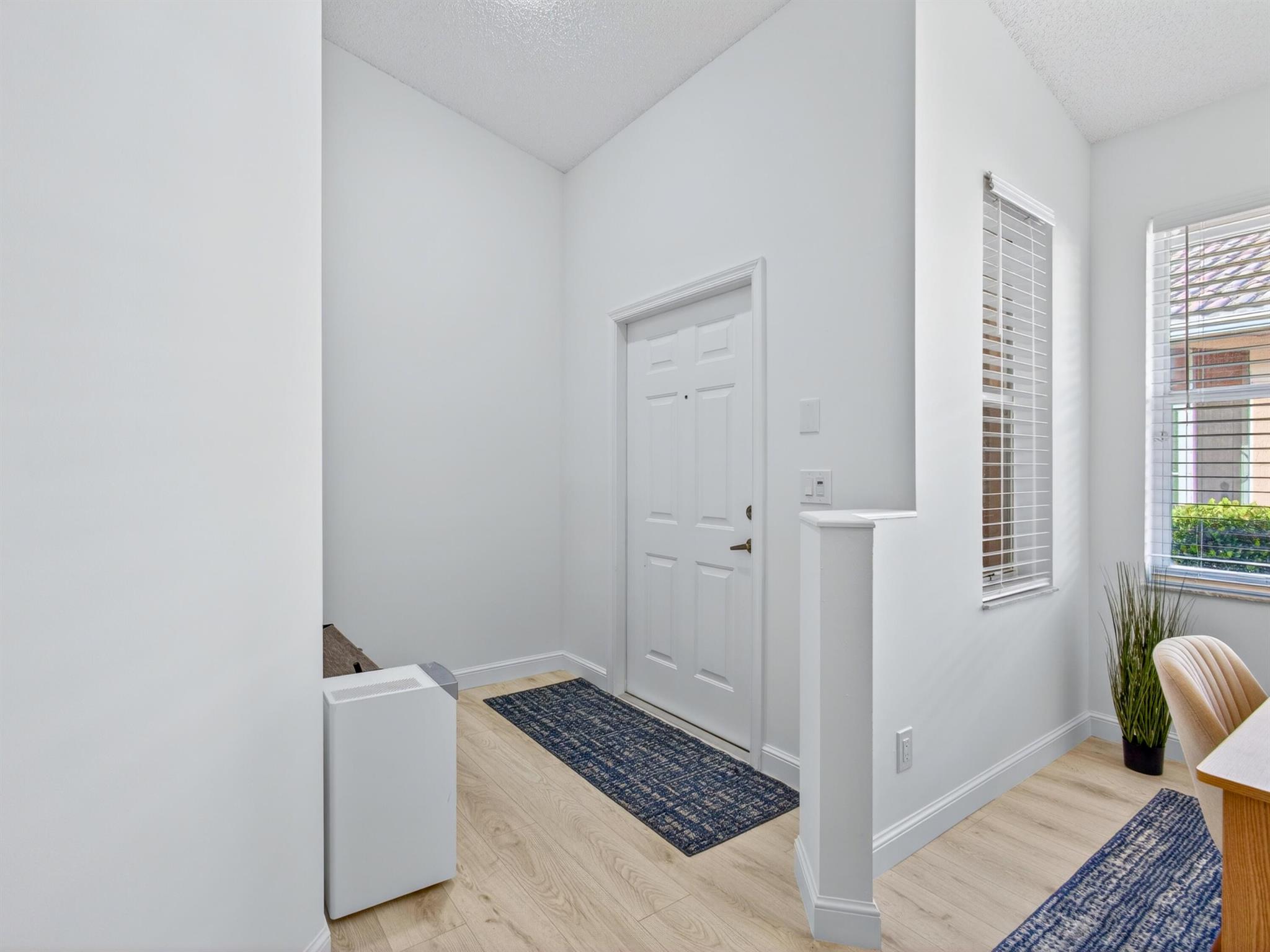 CORAL TRACE - Residential Lease