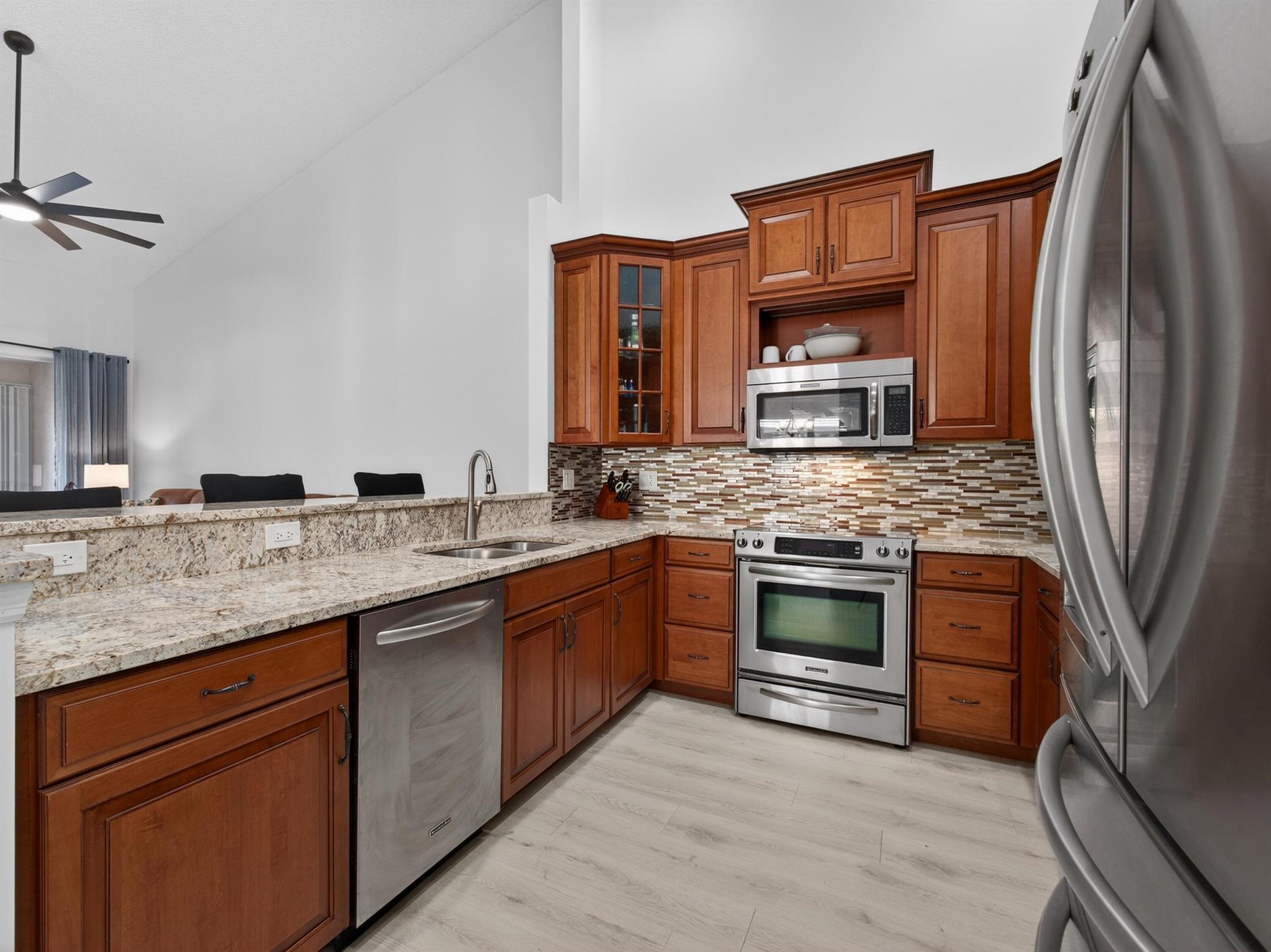 CORAL TRACE - Residential Lease