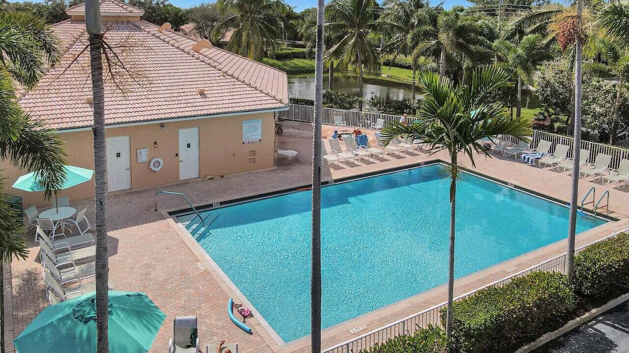 CORAL TRACE - Residential Lease