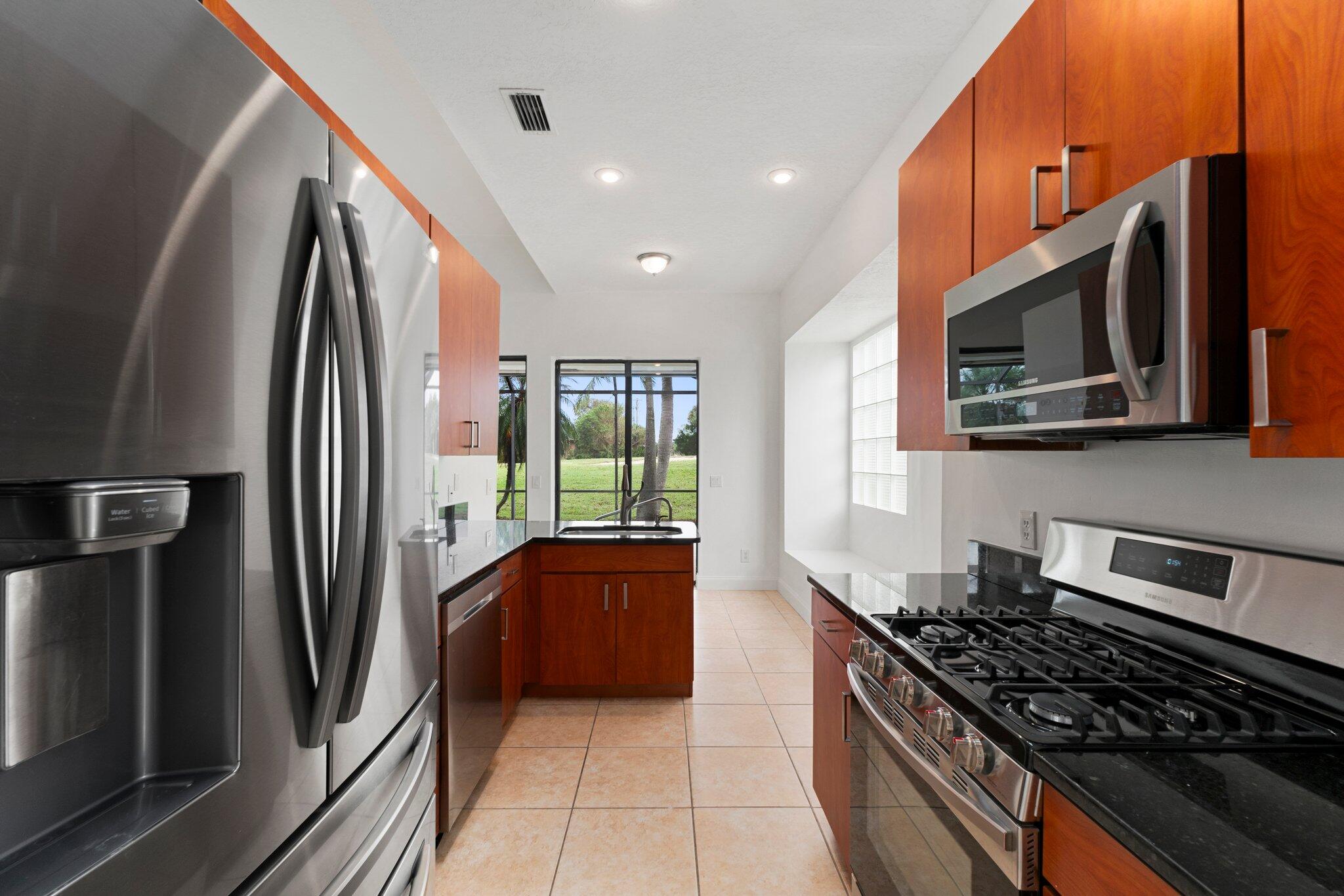 Presidential Cove - Residential