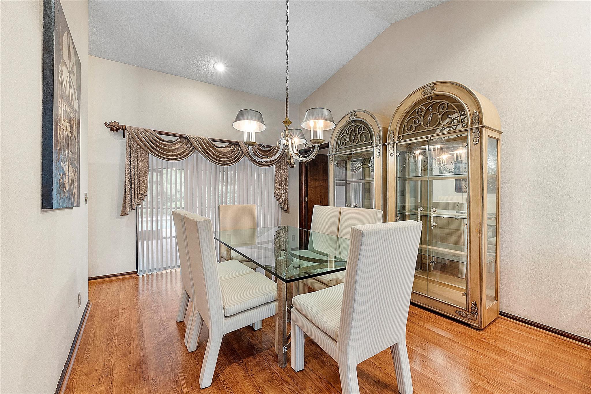 Cypress Glen 104-26 B - Residential