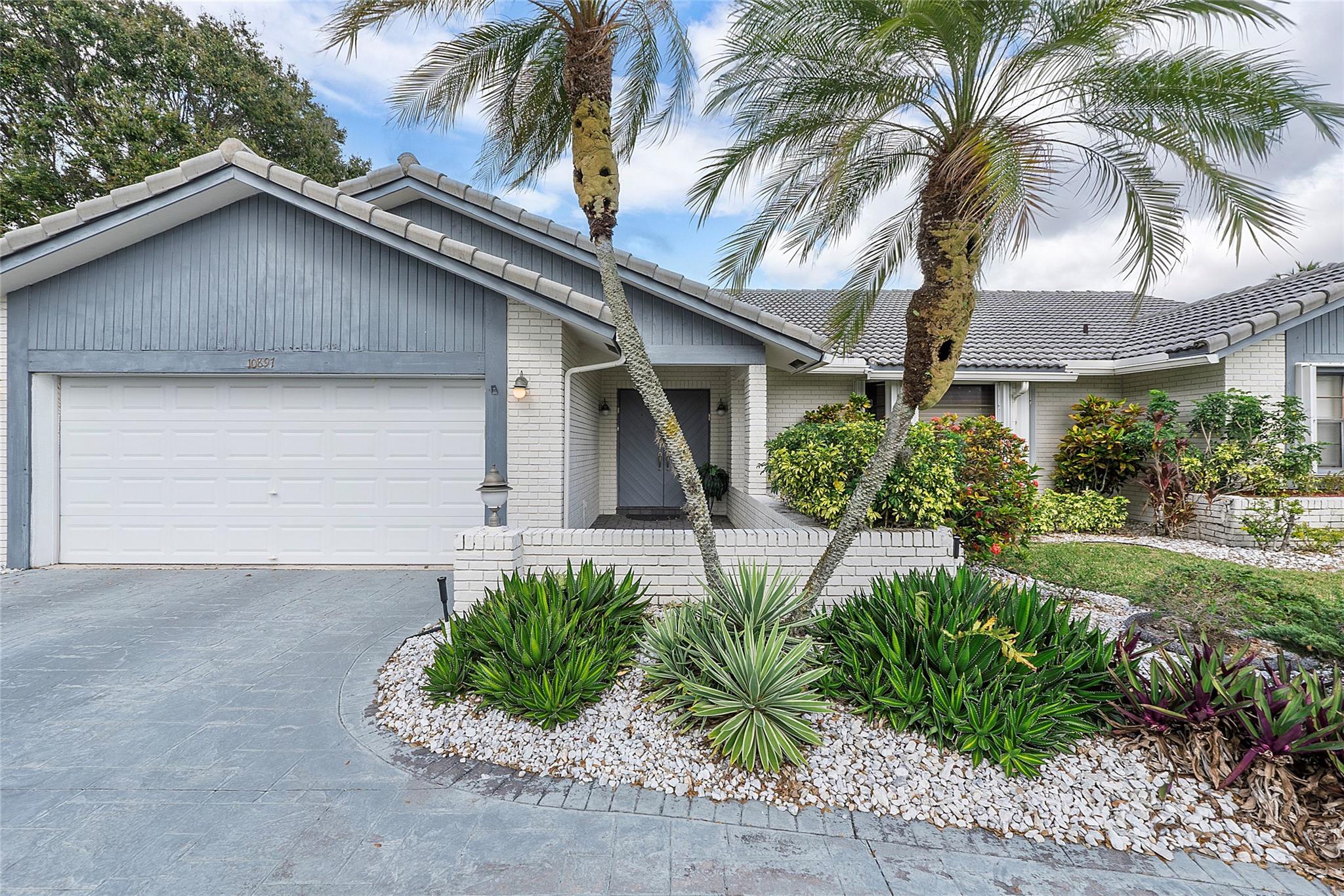 Cypress Glen 104-26 B - Residential