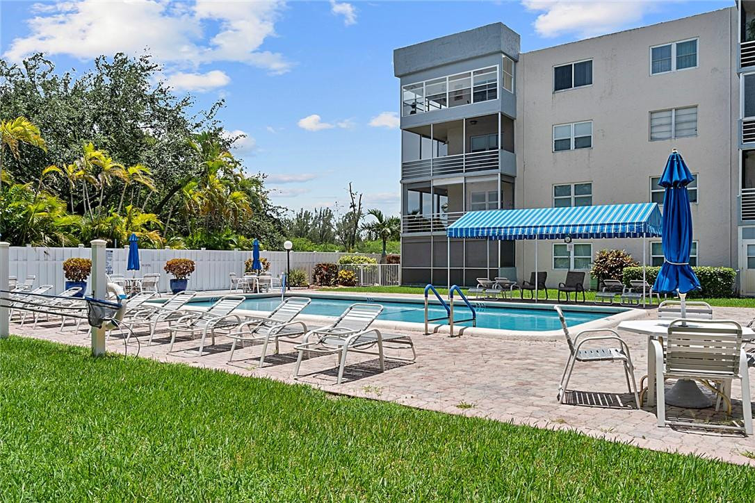 Quail Run of Sunrise - Residential