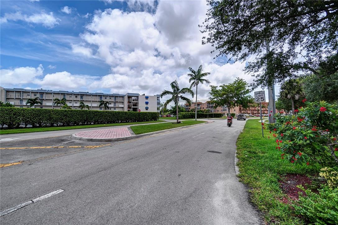 Quail Run of Sunrise - Residential