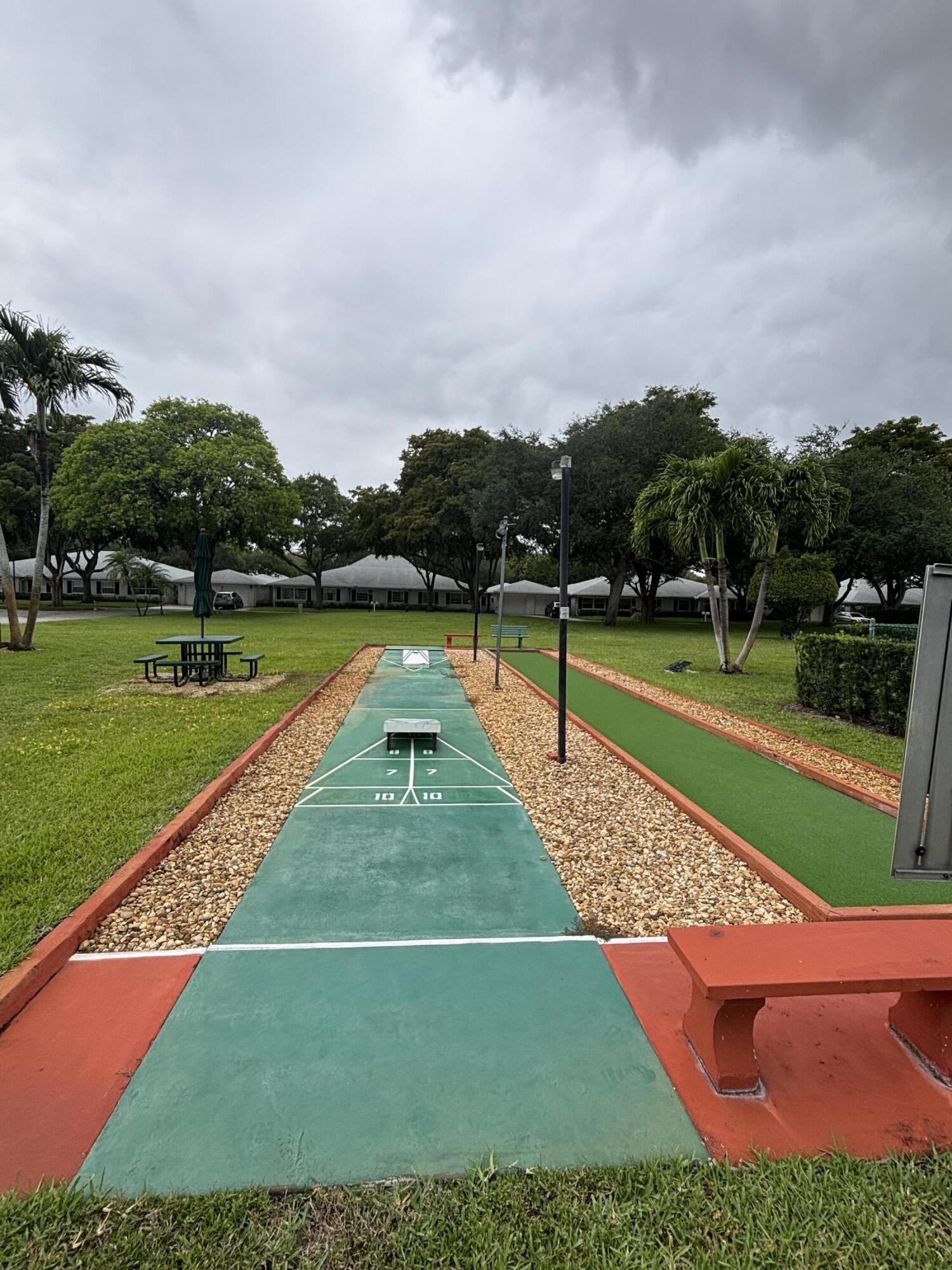 LIMETREE CONDO - Residential