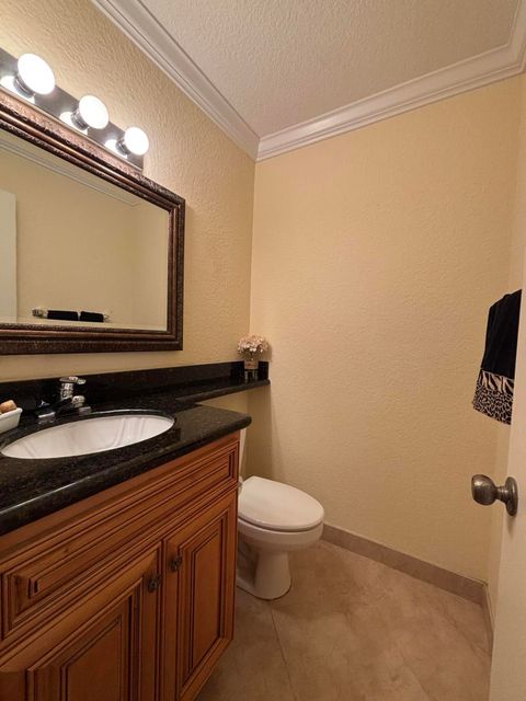 Tiny photo for 10084 S 42nd Dr #122, Boynton Beach, FL 33436 (MLS # B26014245)