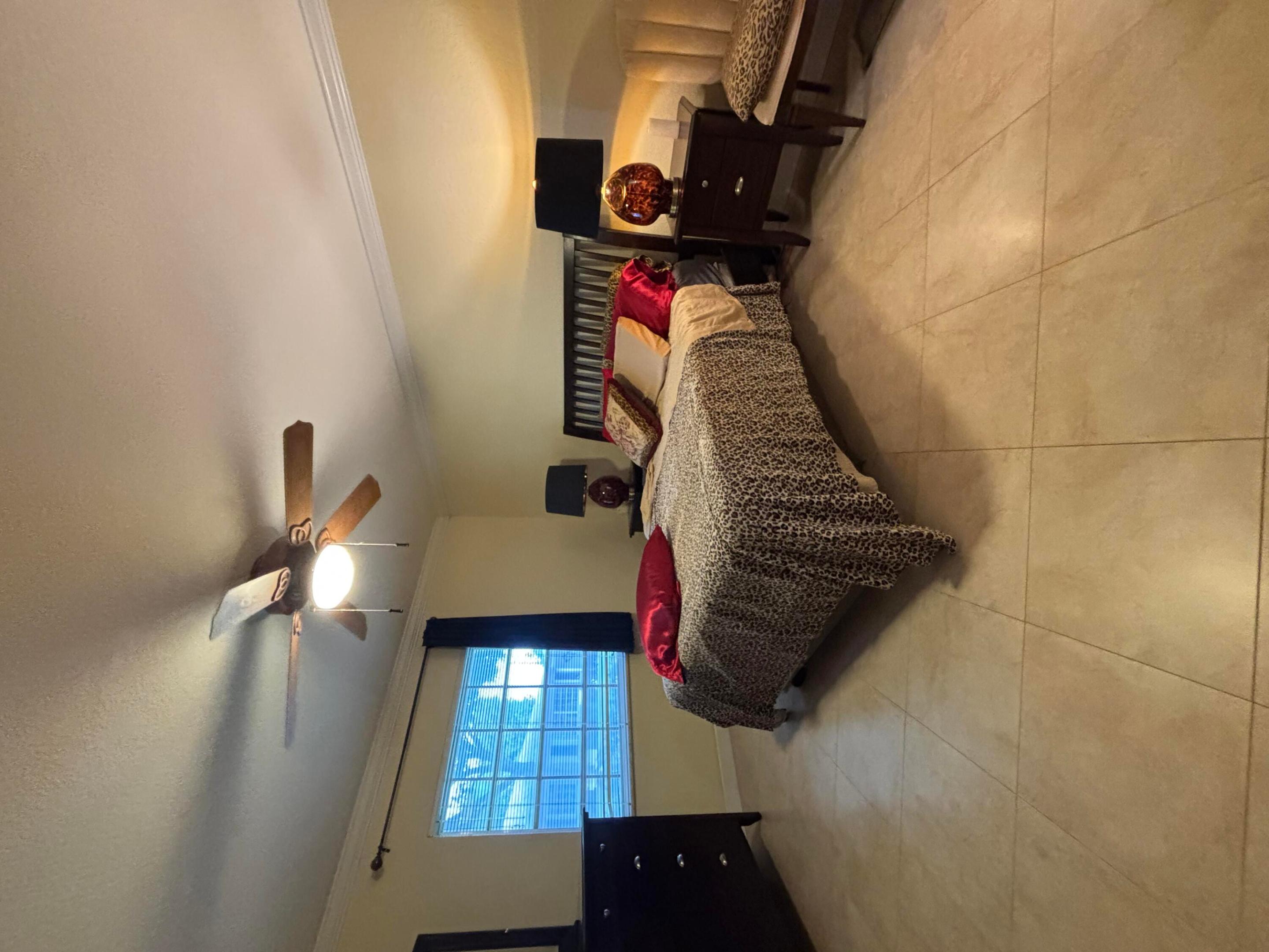 LIMETREE CONDO - Residential