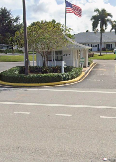 Photo of 10084 S 42nd Dr #122, Boynton Beach, FL 33436 (MLS # B26014245)