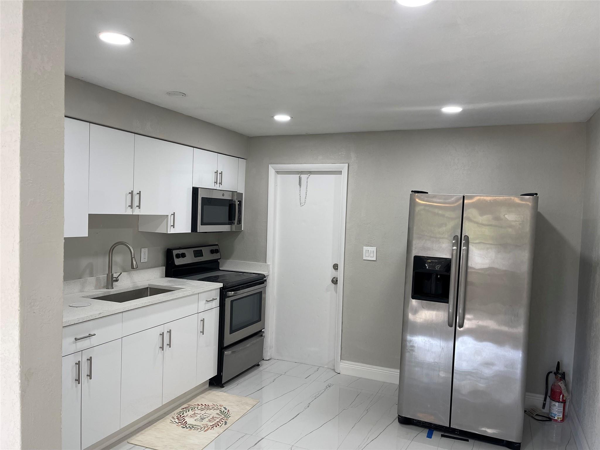 Fairview Amd 10-25 B - Residential Income