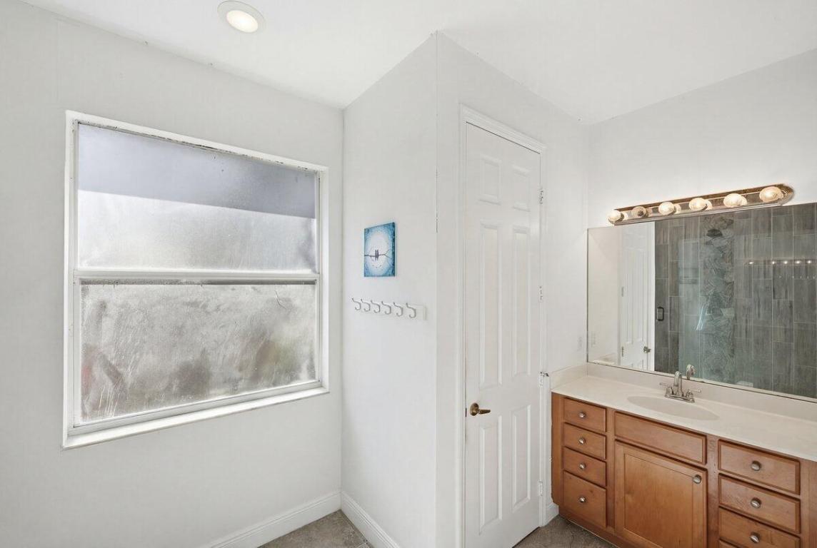 PORT ST LUCIE SECTION 46 1ST REPLAT - Residential