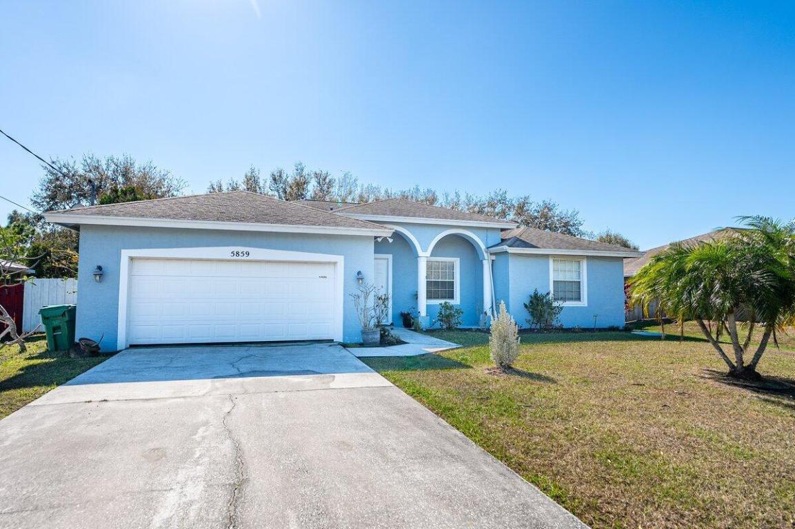 PORT ST LUCIE SECTION 46 1ST REPLAT - Residential
