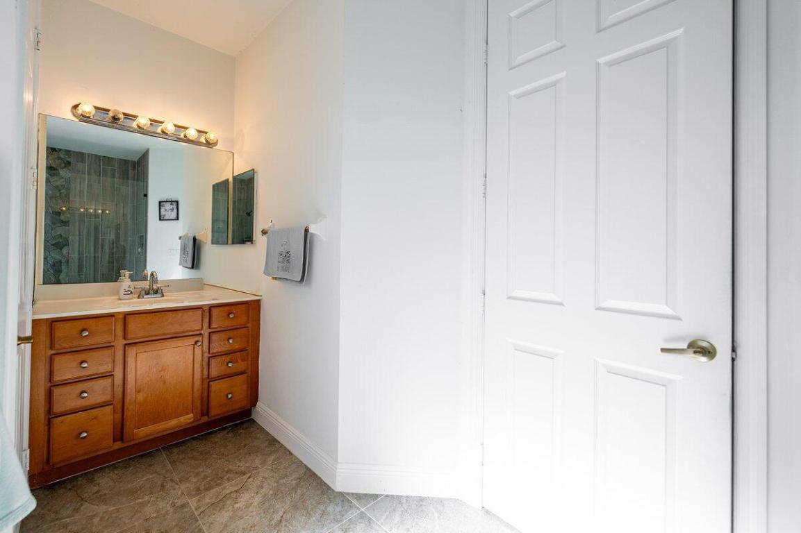 PORT ST LUCIE SECTION 46 1ST REPLAT - Residential