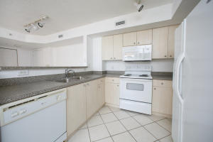 Flagler Pointe Condo - Residential Lease