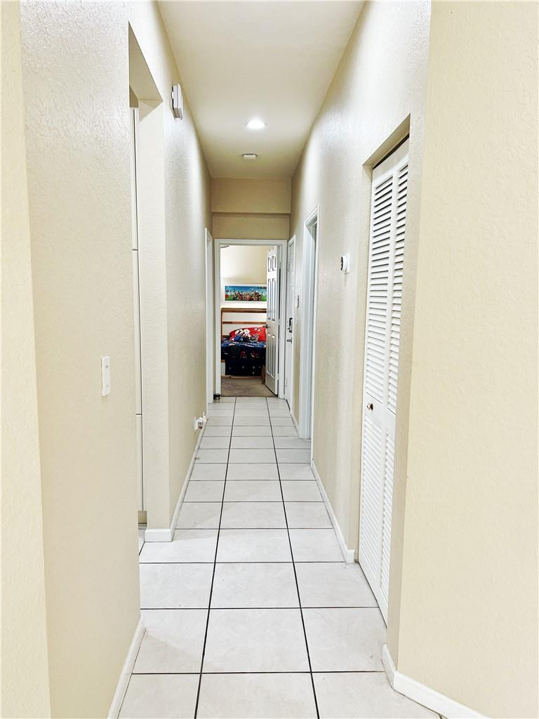 Heron Bay Four 160-1 B - Residential