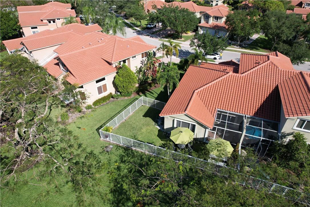 Heron Bay Four 160-1 B - Residential