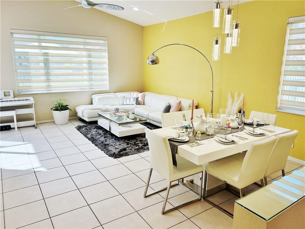Heron Bay Four 160-1 B - Residential
