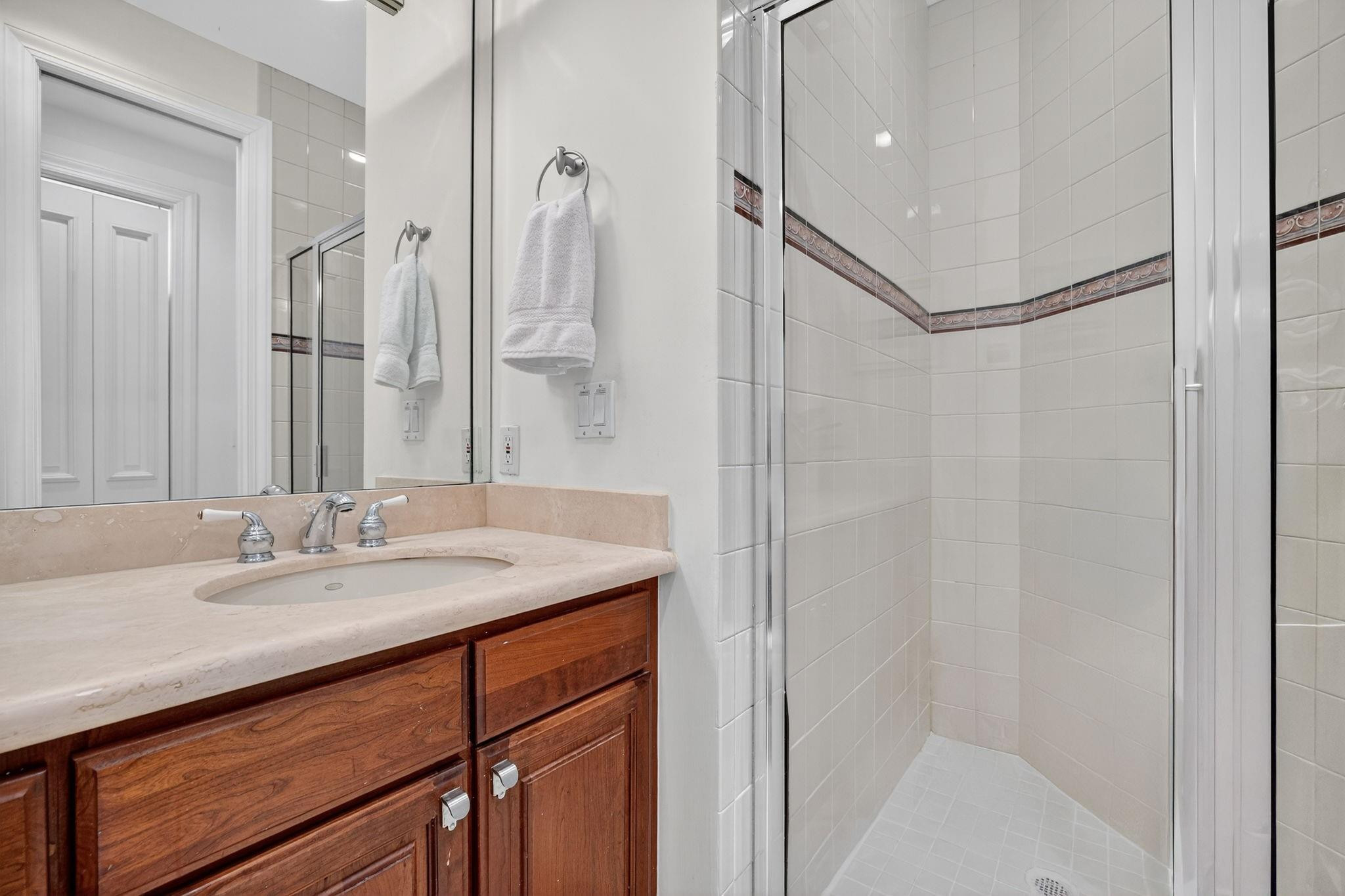 STILWELL ISLES 15-26 B - Residential