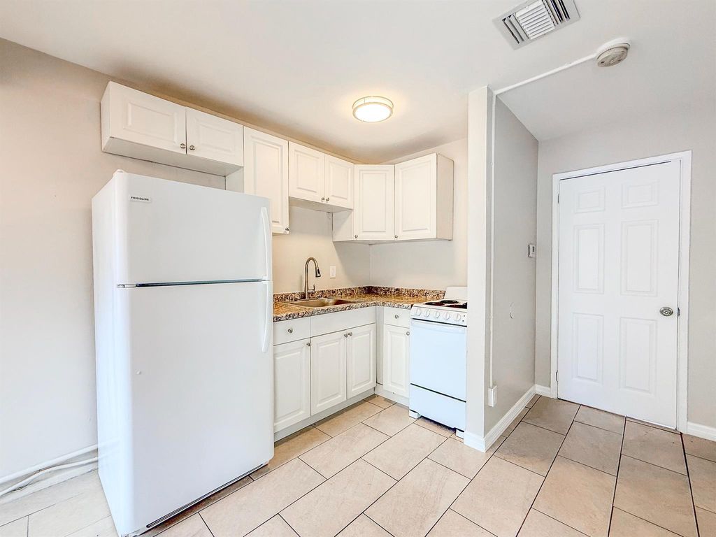 Photo of 509 O Street #5, West Palm Beach, FL 33401 (MLS # R11108970)
