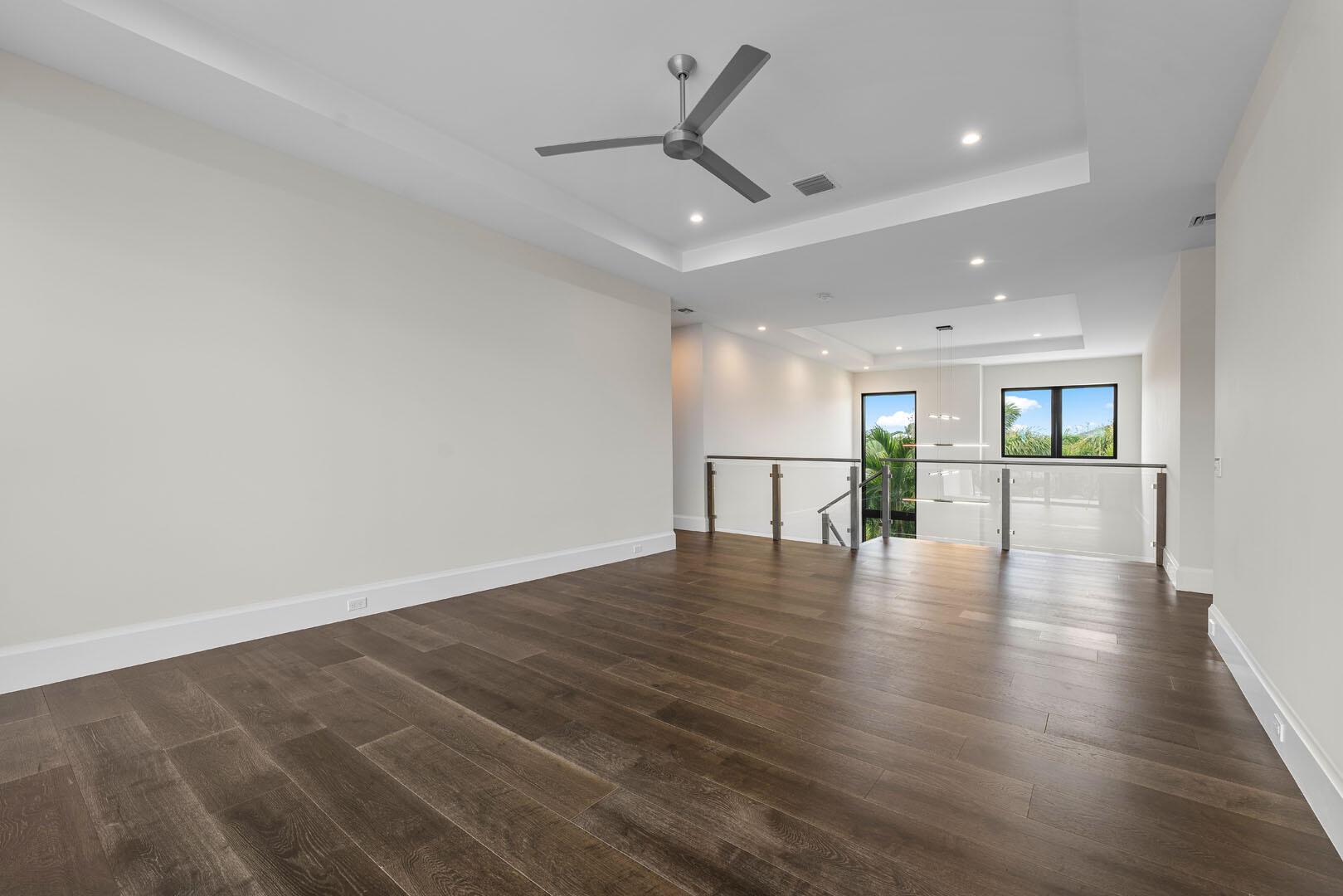 ROYAL PALM YACHT & COUNTR - Residential