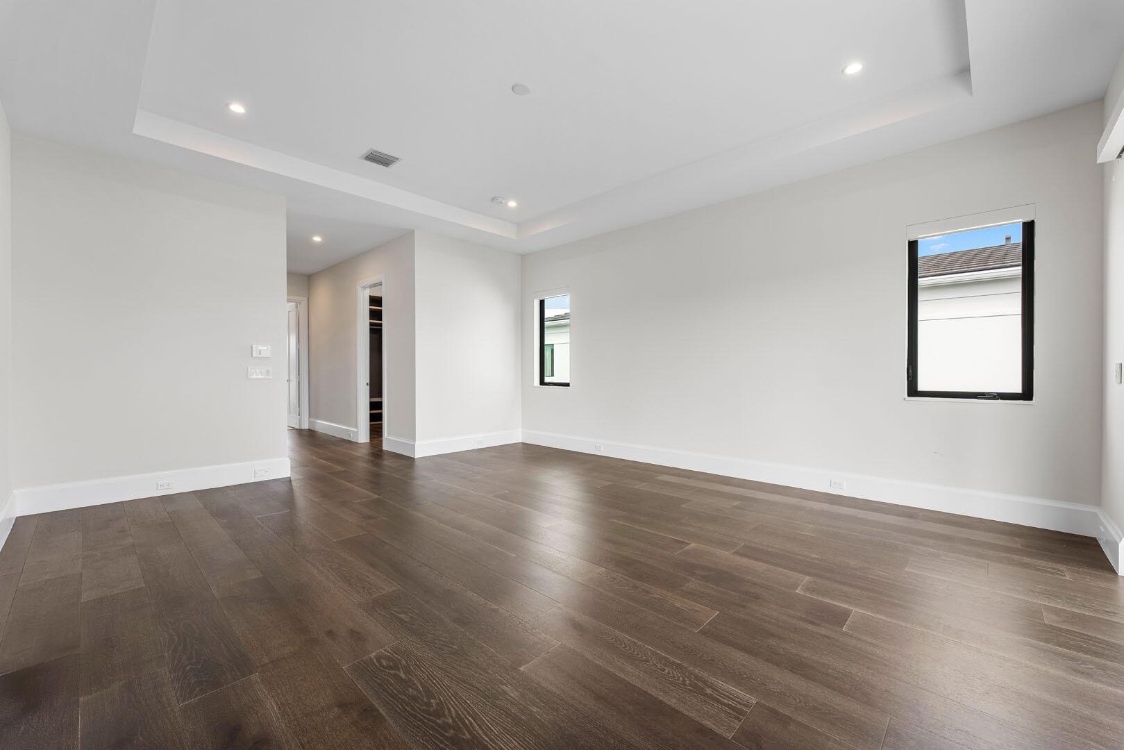 ROYAL PALM YACHT & COUNTR - Residential