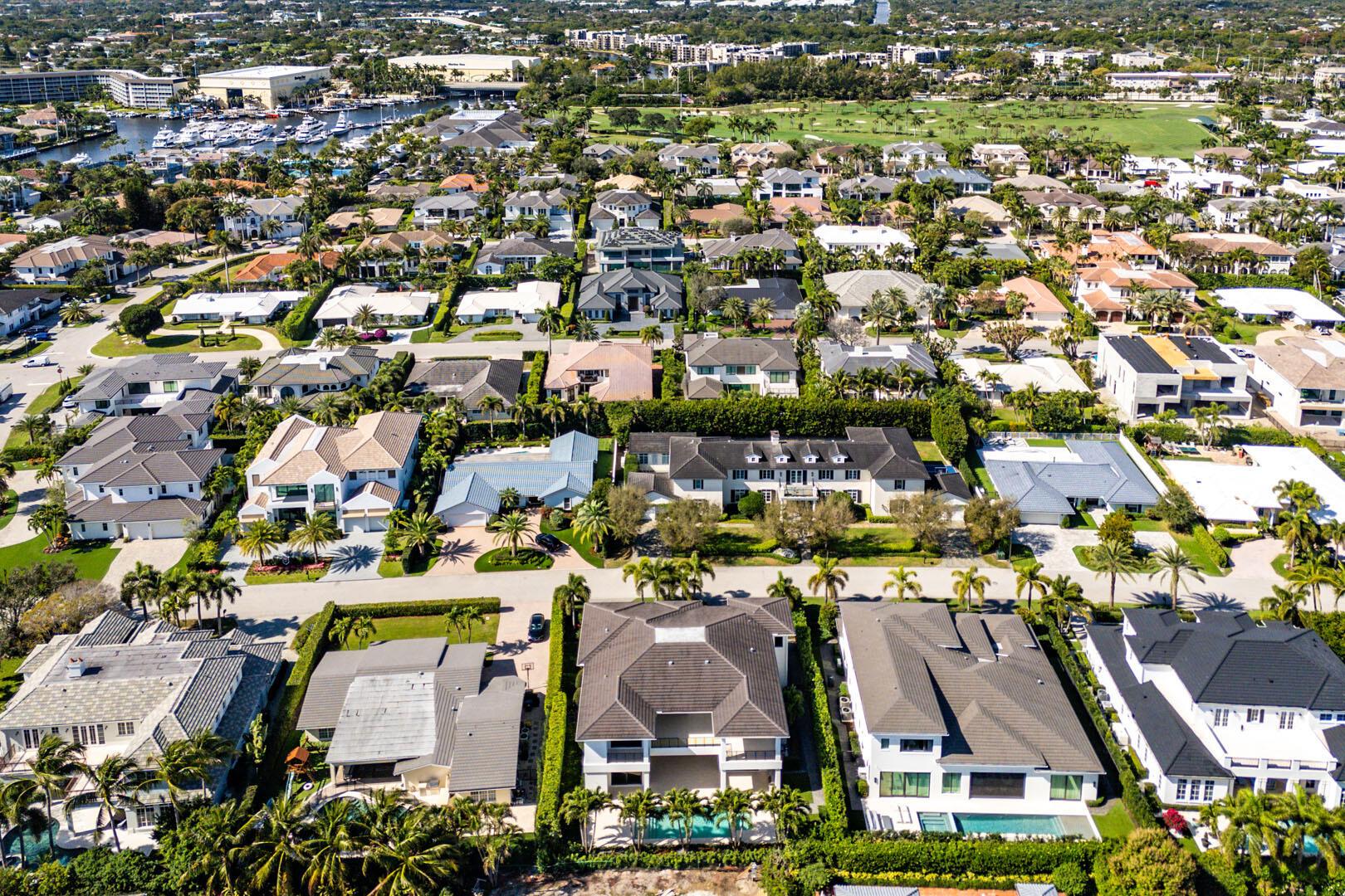 ROYAL PALM YACHT & COUNTR - Residential