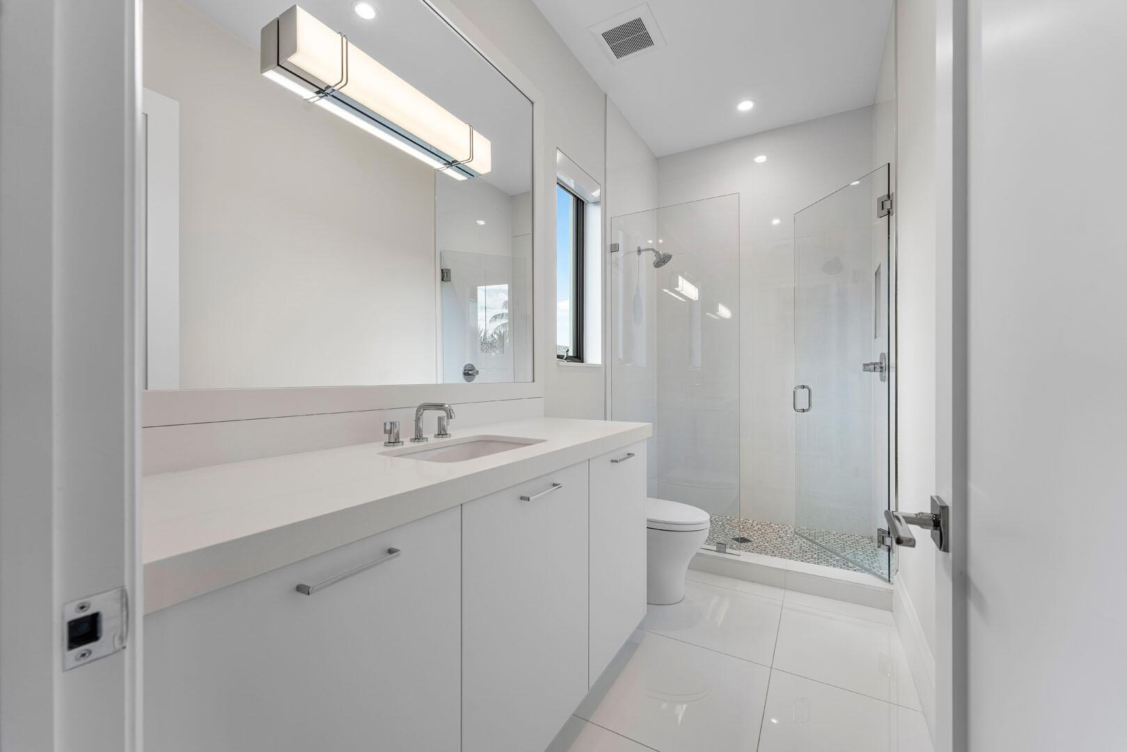 ROYAL PALM YACHT & COUNTR - Residential