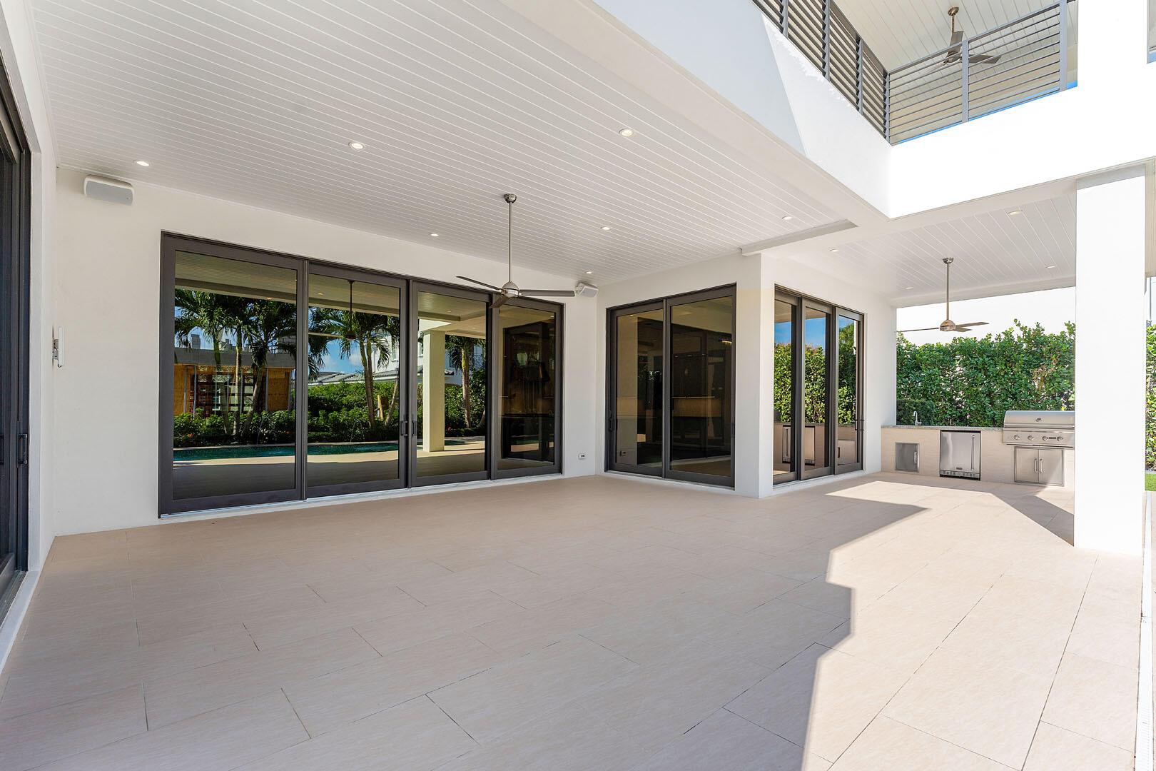 ROYAL PALM YACHT & COUNTR - Residential