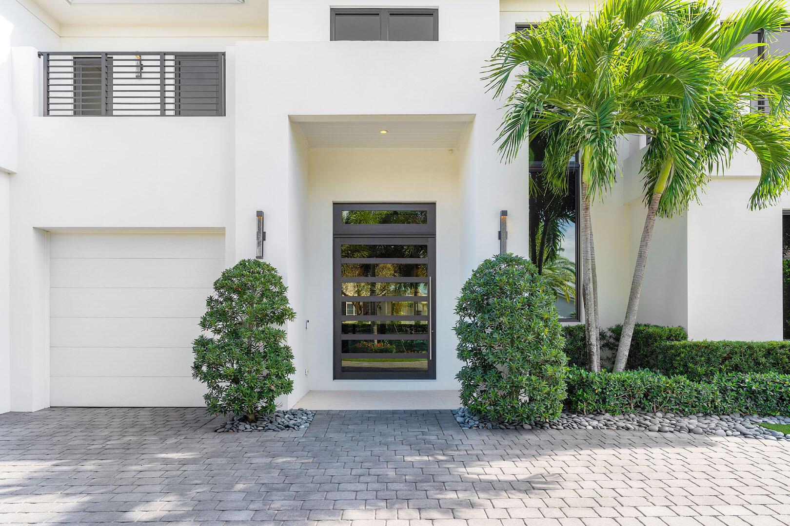 ROYAL PALM YACHT & COUNTR - Residential