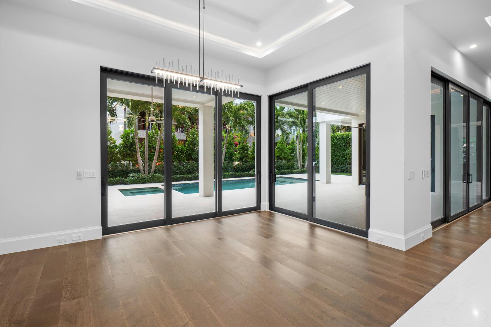 ROYAL PALM YACHT & COUNTR - Residential