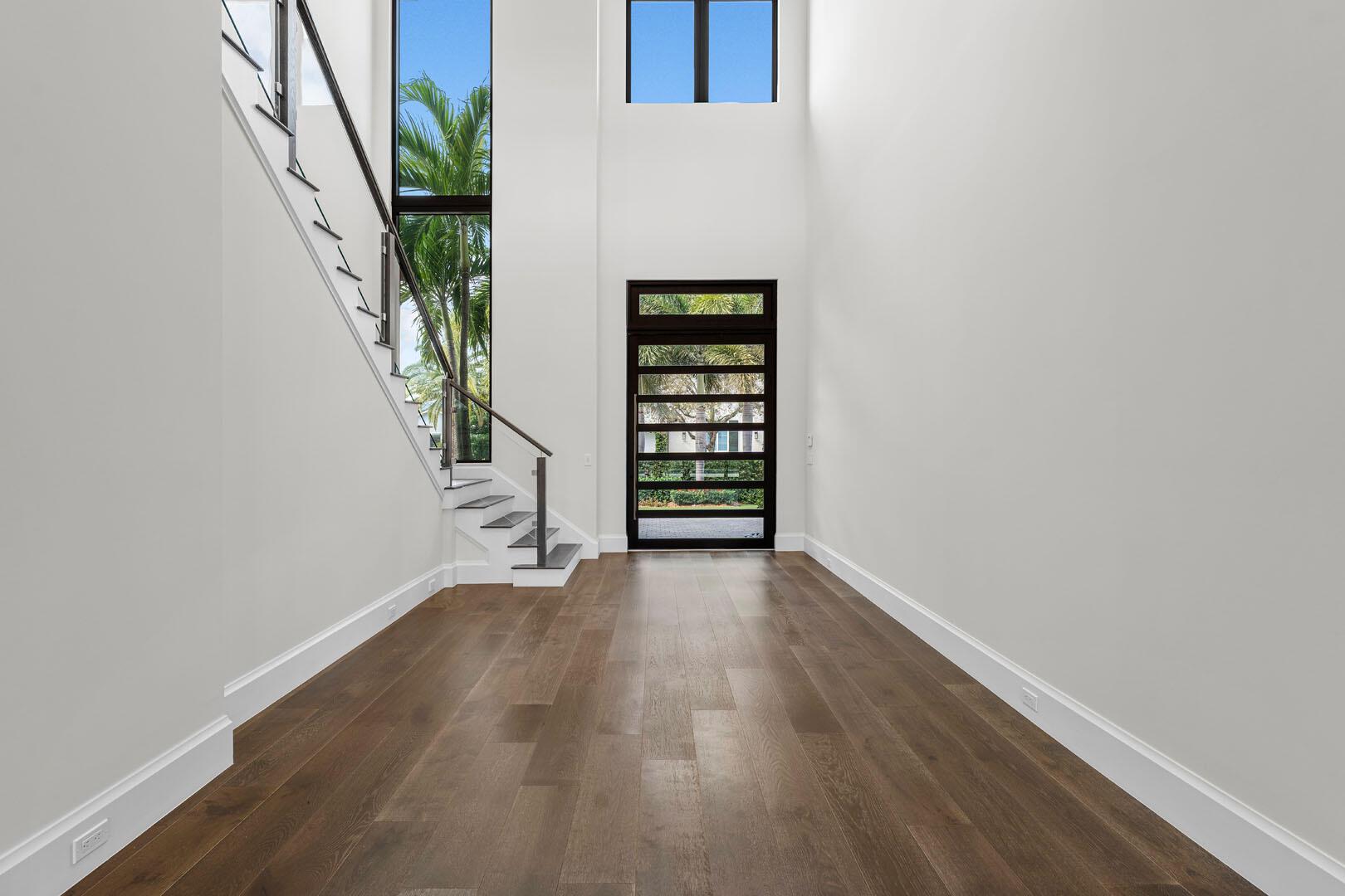 ROYAL PALM YACHT & COUNTR - Residential