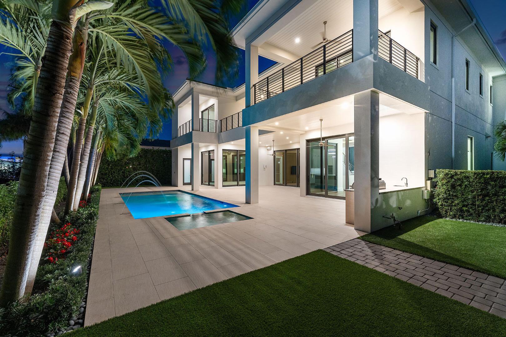 ROYAL PALM YACHT & COUNTR - Residential