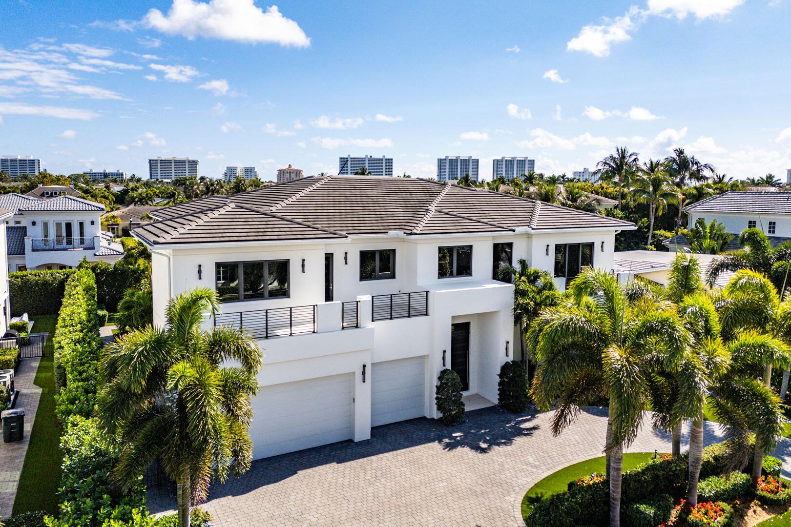 2352 Acorn Palm Road